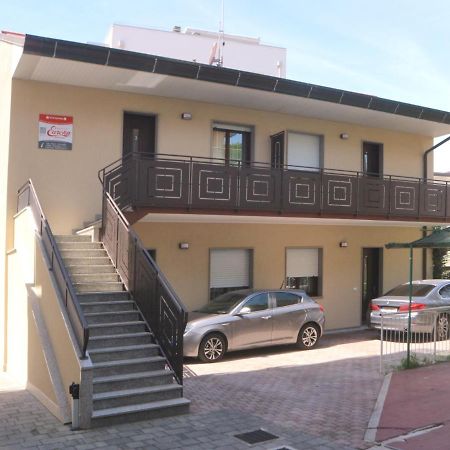 Viviana Appartement Lignano Sabbiadoro Buitenkant foto