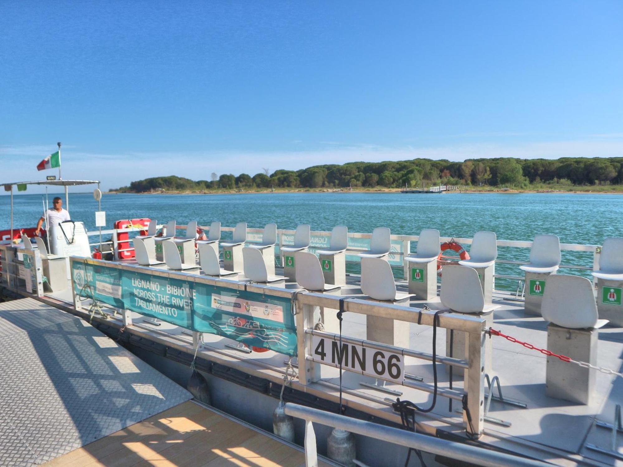 Viviana Appartement Lignano Sabbiadoro Buitenkant foto