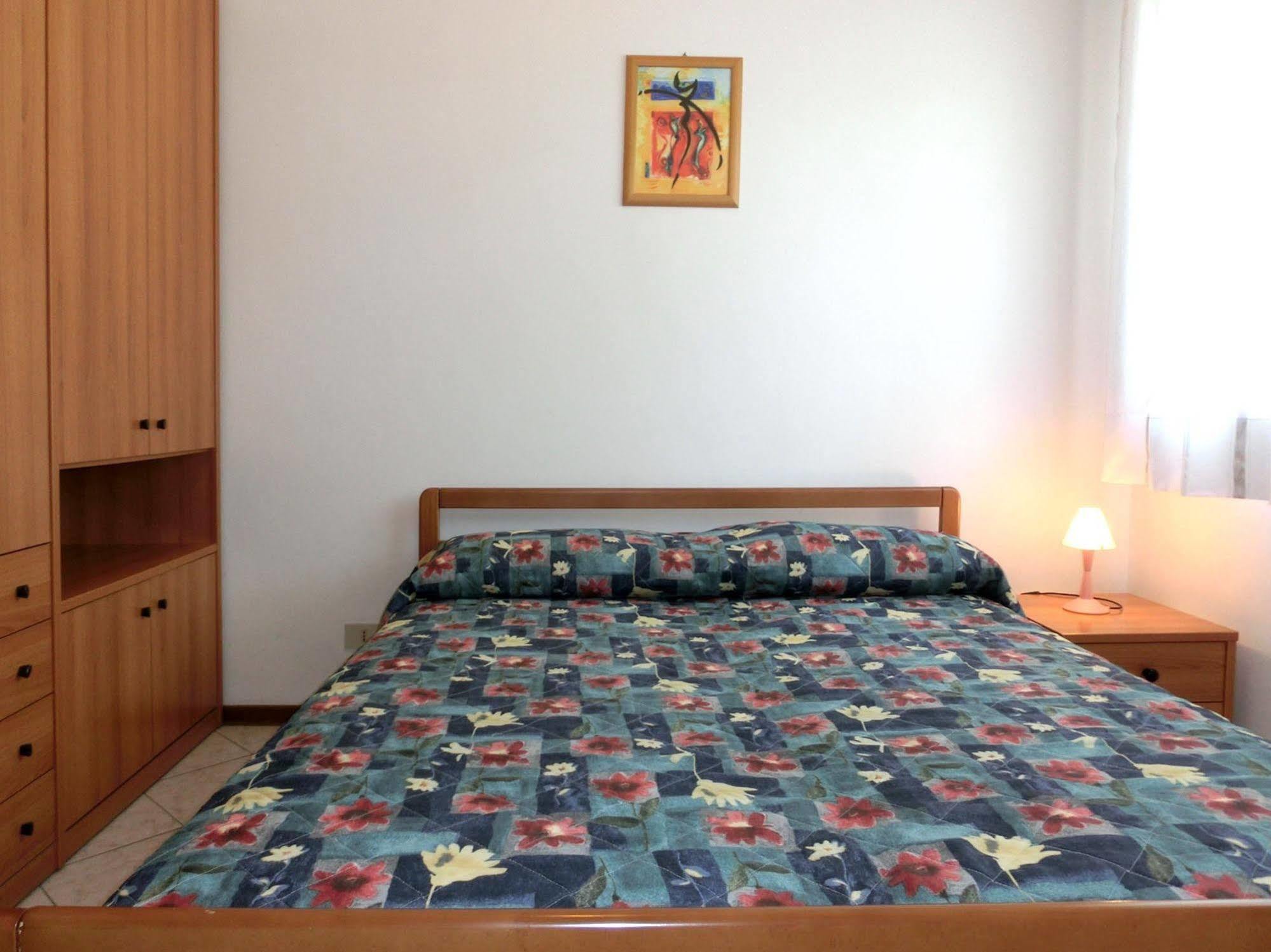 Viviana Appartement Lignano Sabbiadoro Buitenkant foto