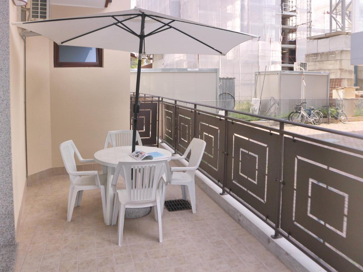 Viviana Appartement Lignano Sabbiadoro Buitenkant foto